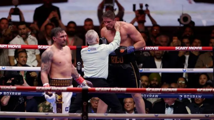 Boxe : le résumé vidéo de la victoire d’Oleksandr Usyk contre Rico Verhoeven